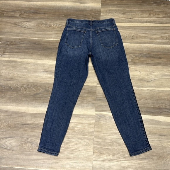 Banana Republic Dark Blue curvy, high-rise, Skinny Jeans size 29 - Picture 8 of 10